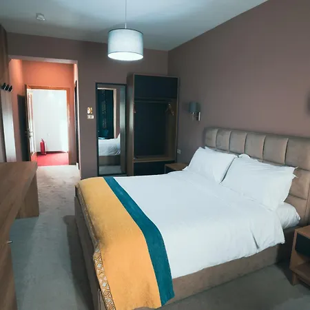Hotel Eder *